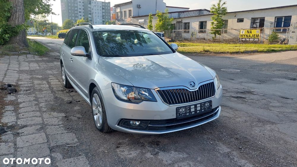 Skoda Superb 1.6 TDI Elegance Greenline - 12