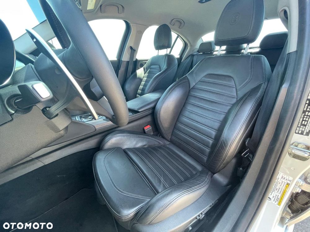 Alfa Romeo Giulia 2.0 Turbo Veloce Q4 - 19
