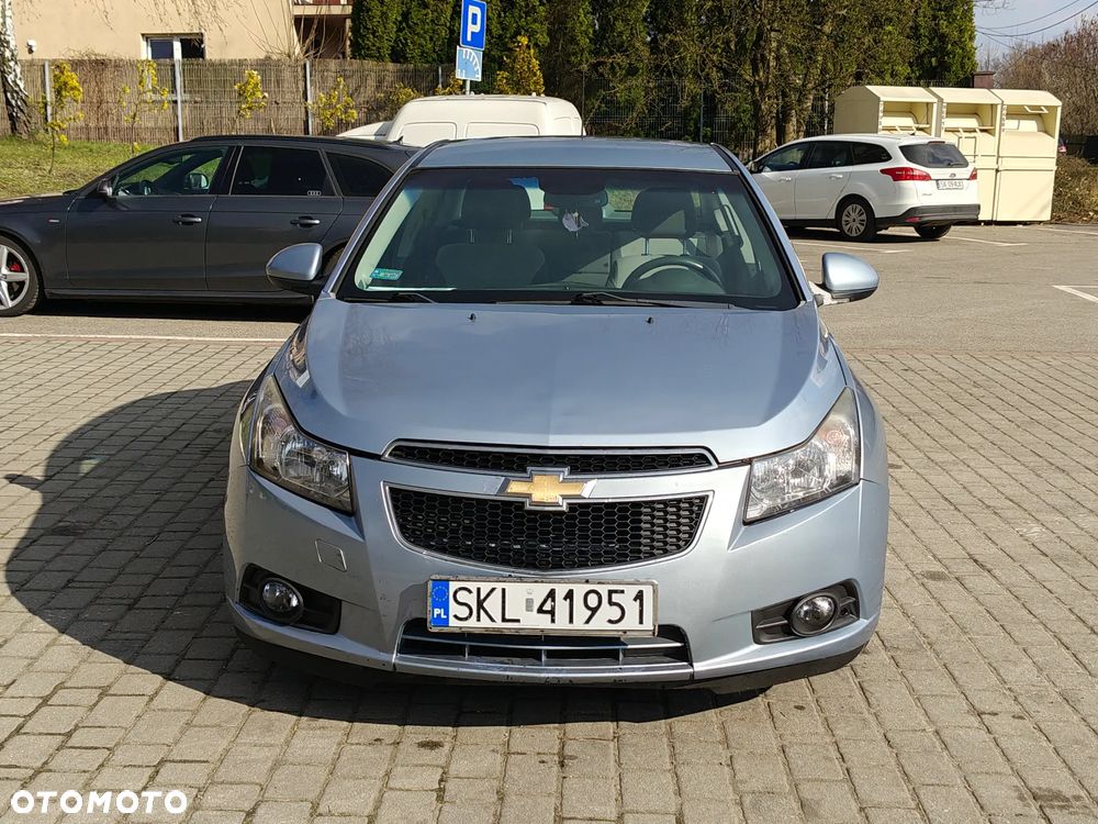 Chevrolet Cruze 2.0 LS - 17