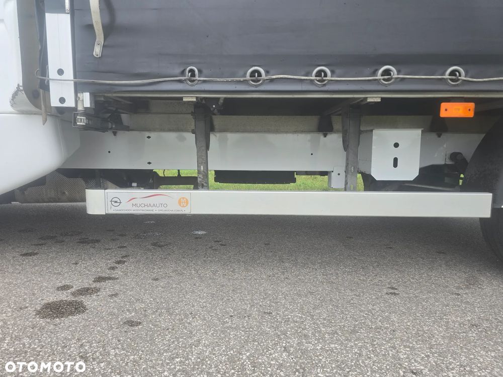 Opel Movano - 11