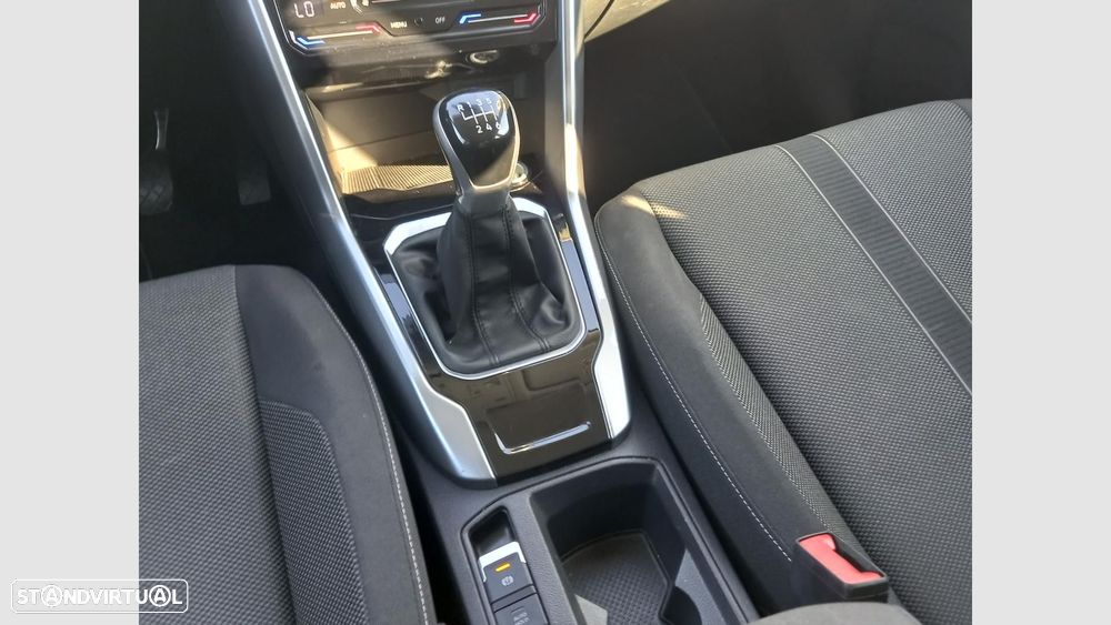 VW T-Roc 1.0 TSI Life - 17