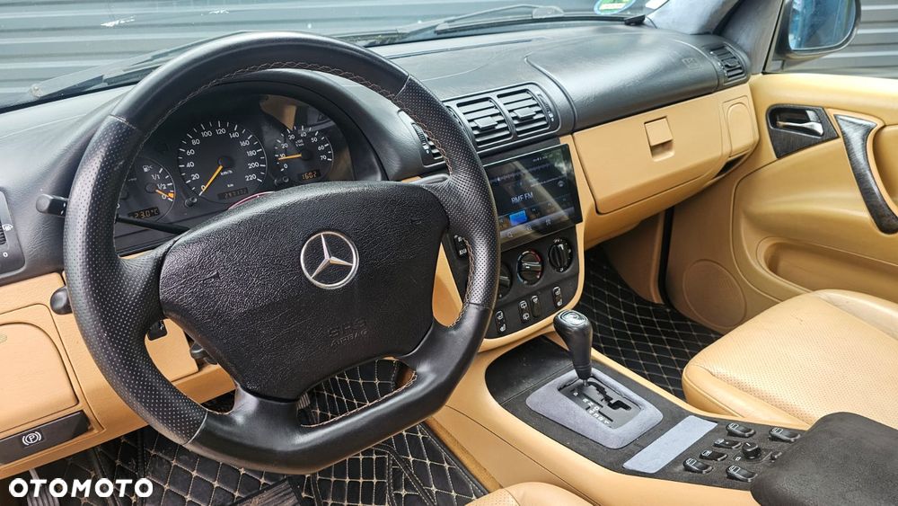 Mercedes-Benz ML - 14