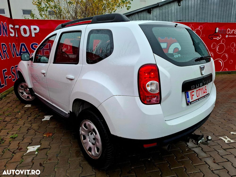 Dacia Duster 1.6 16V 105 4x2 Laureate - 3