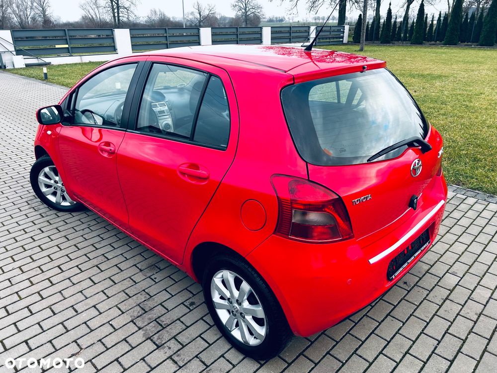 Toyota Yaris 1.0 VVT-i Life - 16