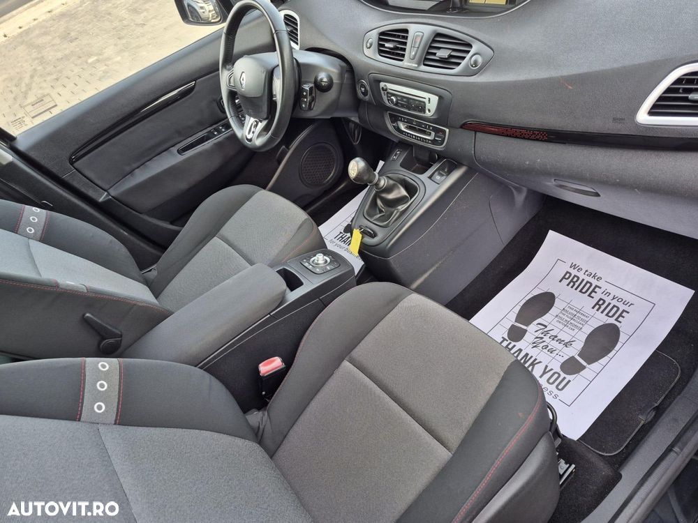 Renault Scenic - 9