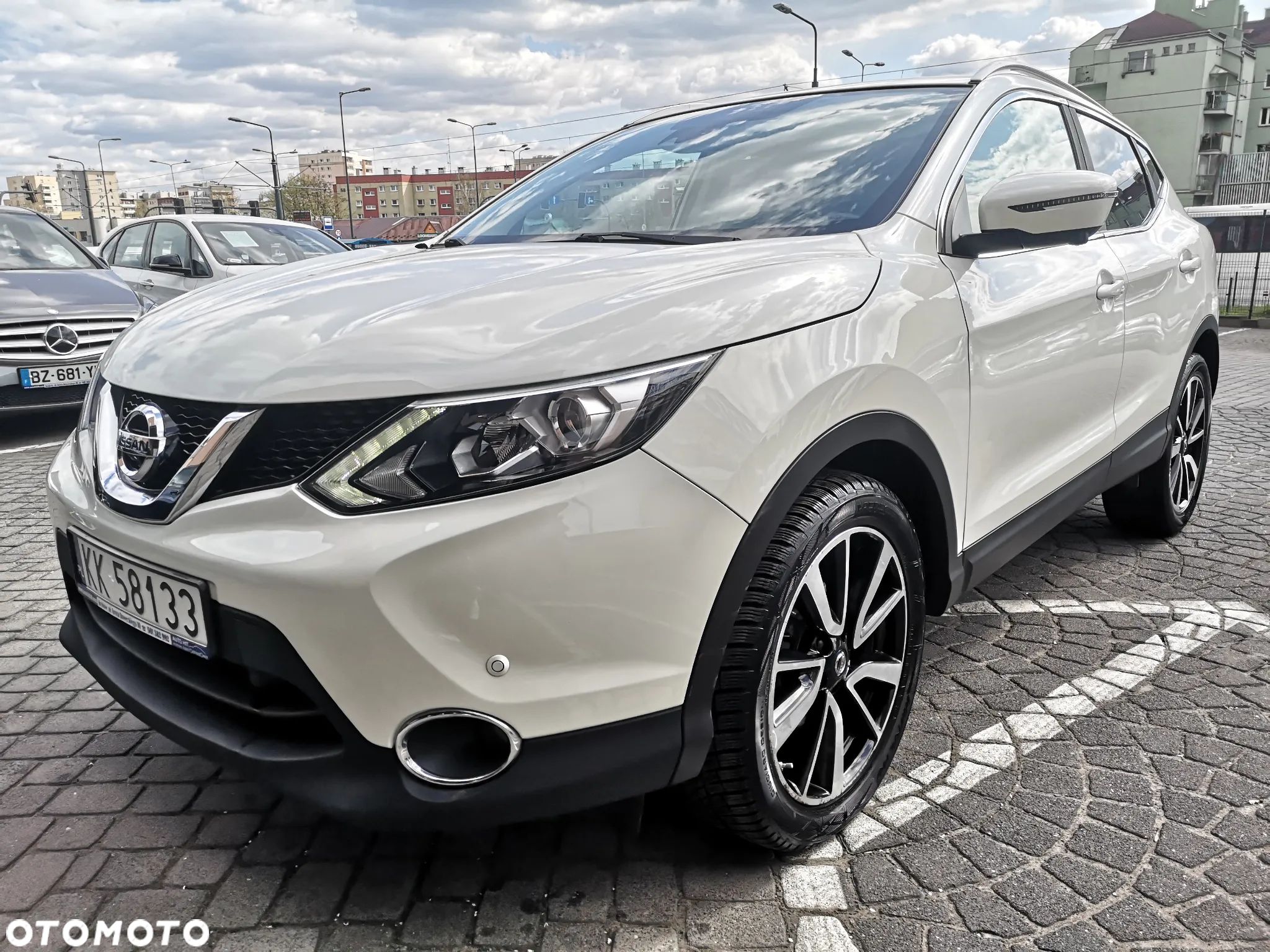 Nissan Qashqai 1.6 DCi Tekna Xtronic - 1