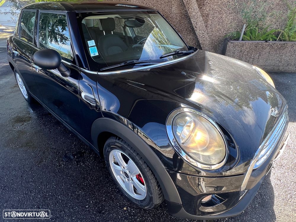 MINI 5 Portas Cooper D - 8