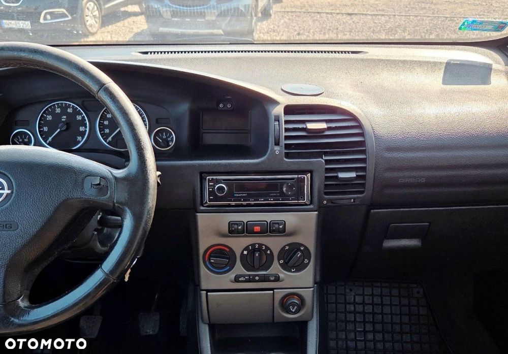 Opel Zafira - 7