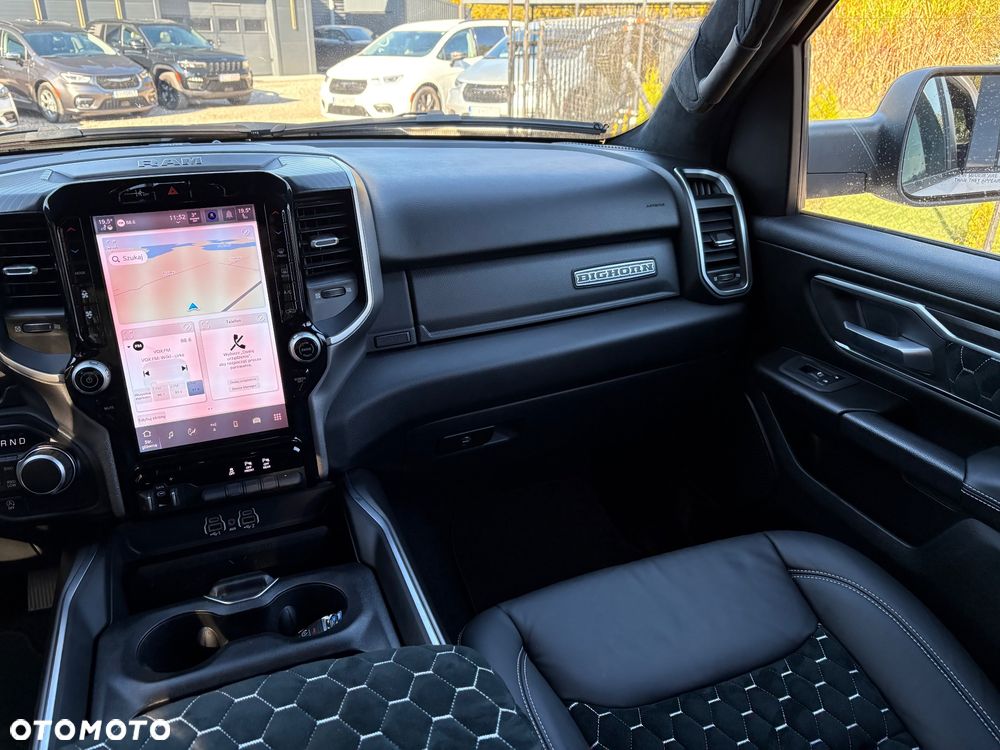 Dodge RAM 5.7 4x4 - 26