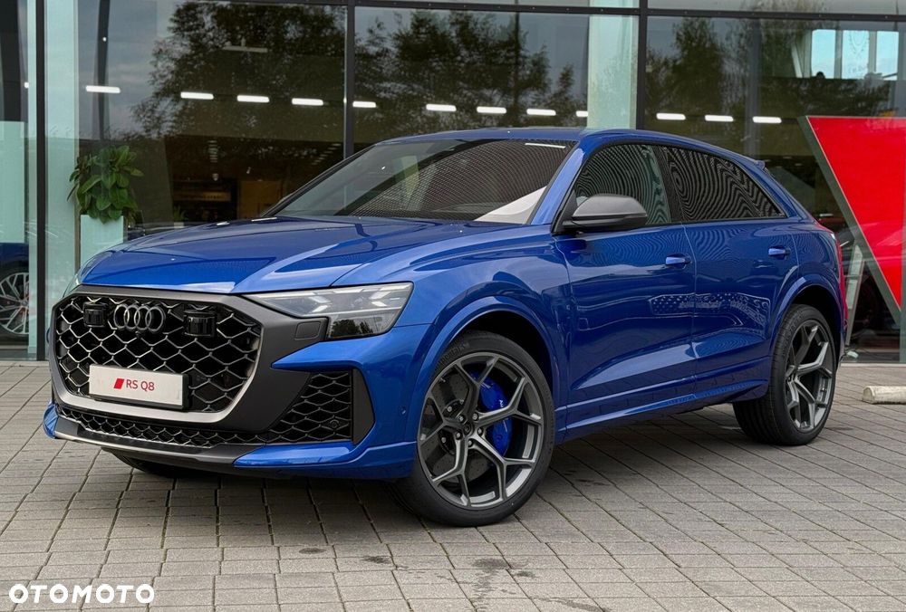 Audi RS Q8 - 7