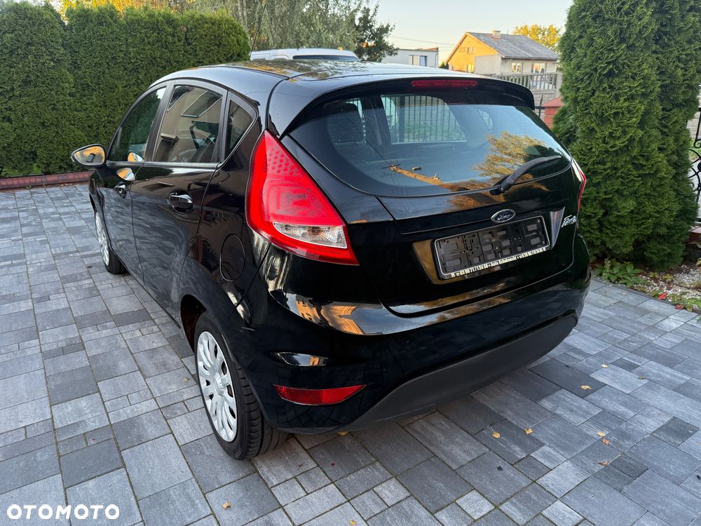 Ford Fiesta - 7