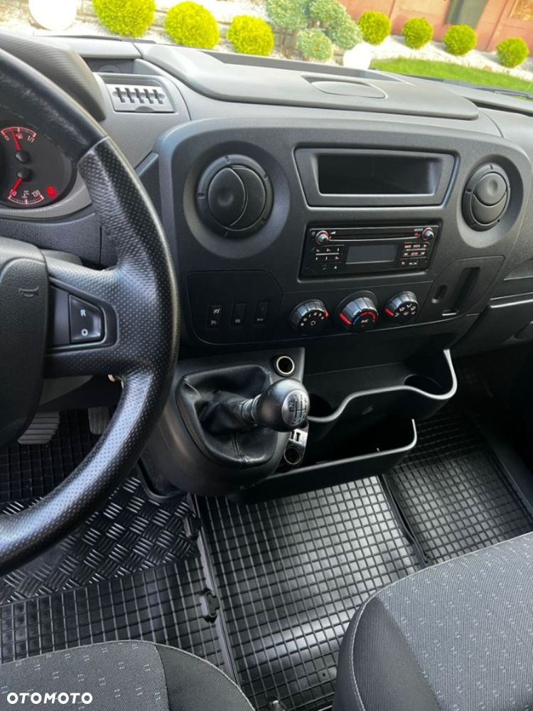 Opel Movano Max 9 osobowy - 36