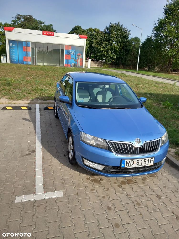 Skoda RAPID 1.2 TSI Ambition - 2