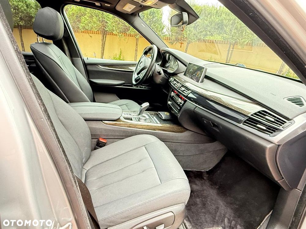 BMW X5 xDrive35i - 6