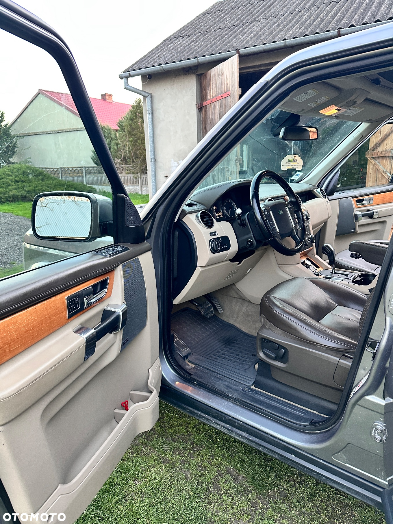 Land Rover Discovery IV 5.0 V8 HSE - 9