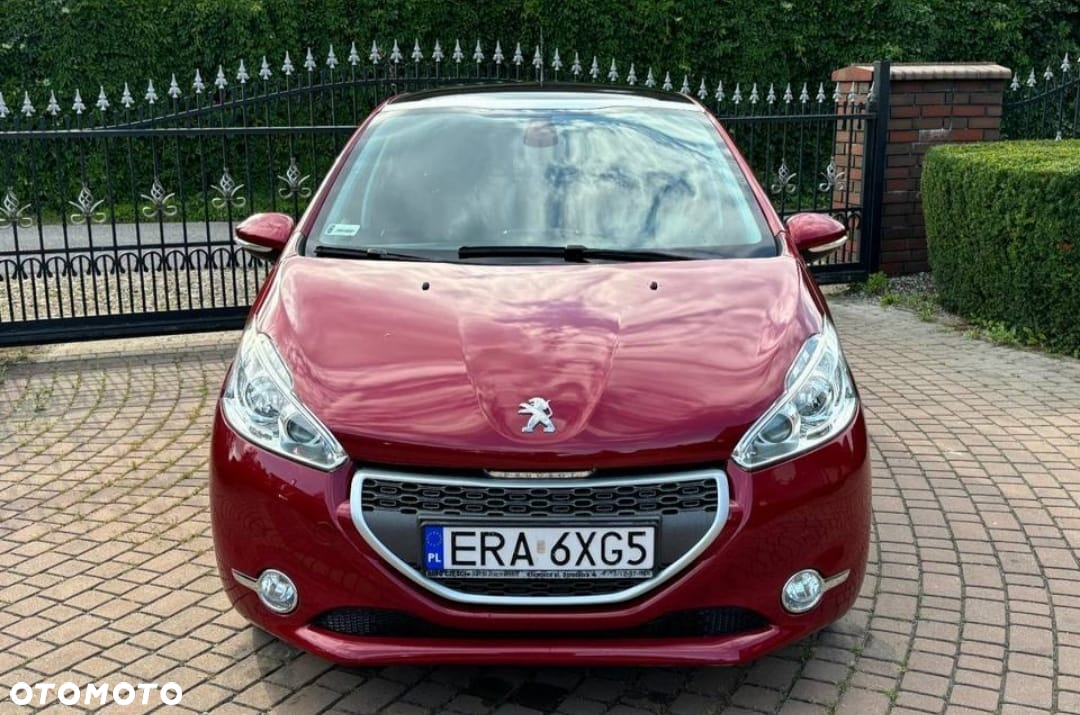 Peugeot 208 1.2 VTi Allure - 4