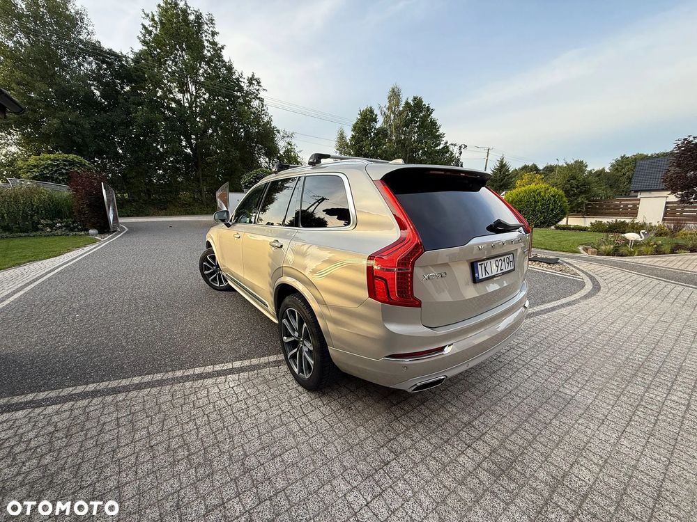 Volvo XC 90 - 7