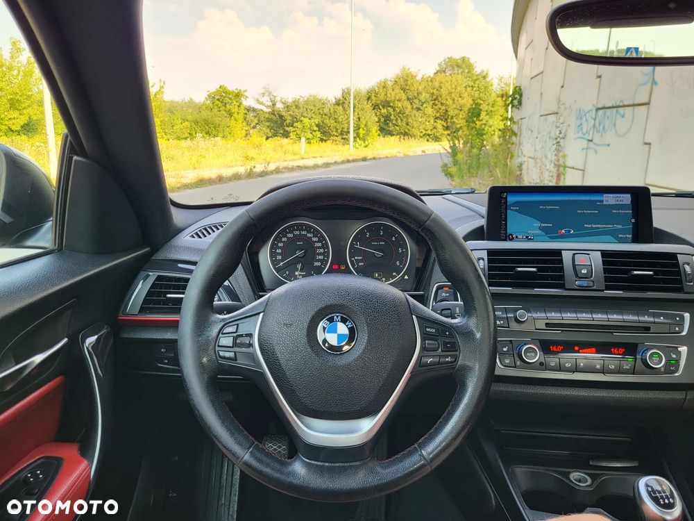 BMW Seria 2 220d - 9