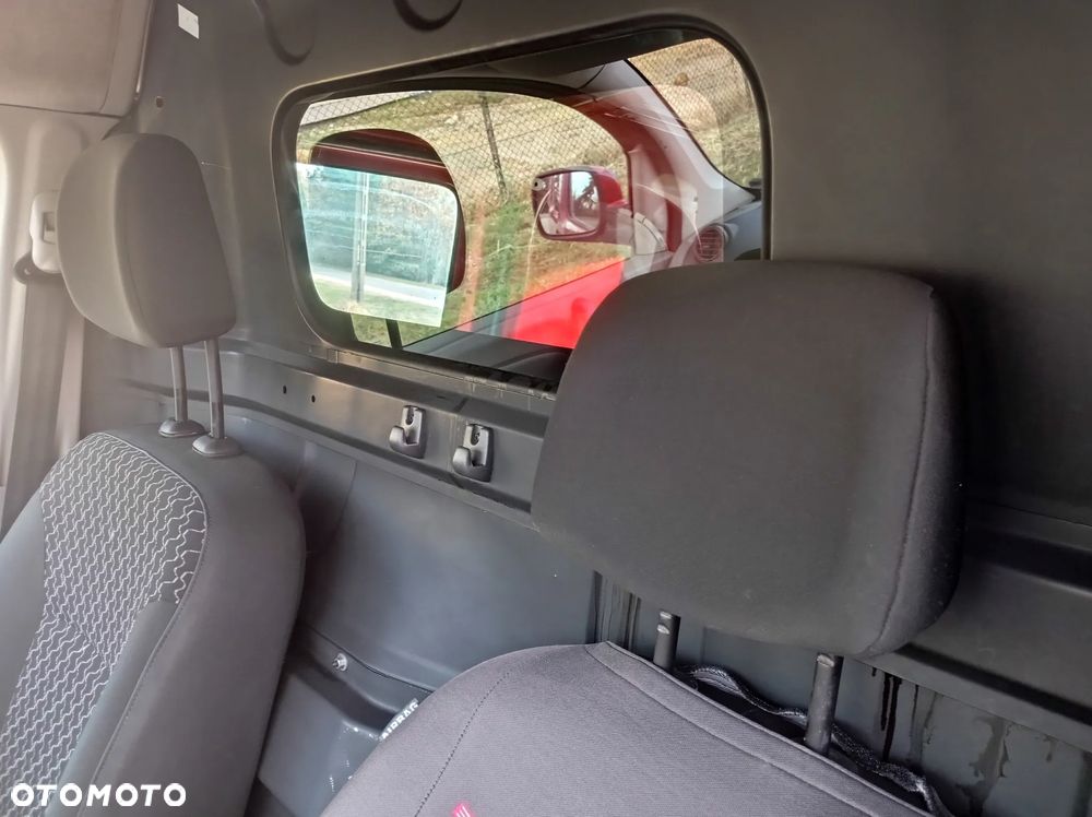 UWAGA ! AUTO W CAŁOŚCI 2009 RENAULT KANGOO III LKW VAT 1 KLIMA 6 BIEG 1,5DCI 106PS ZAREJ+OPŁACONY PL - 5