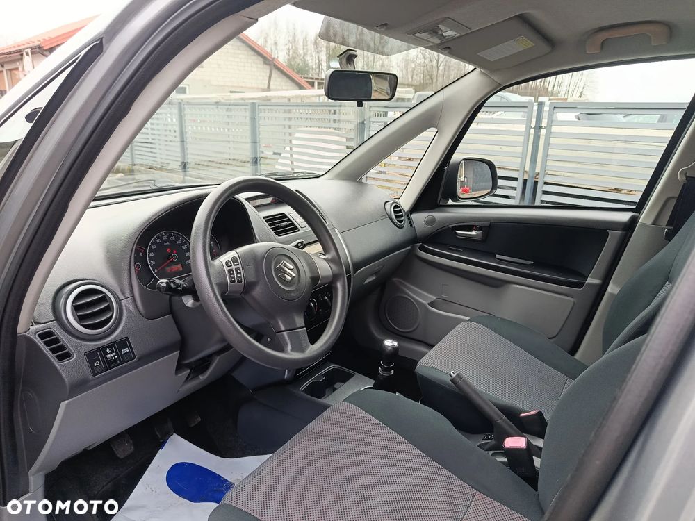 Suzuki SX4 - 14