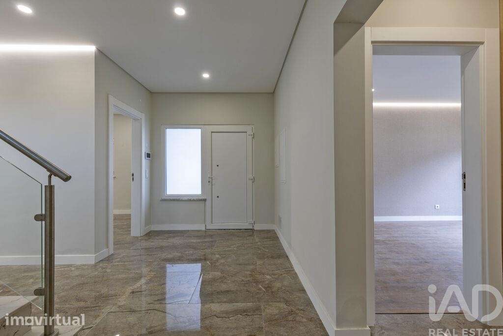 Casa / Villa T5 em Azeitão (São Lourenço e São Simão) de 247,00 m2 - Grande imagem: 5/30