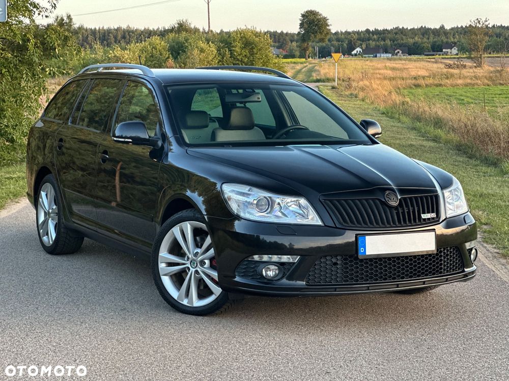 Skoda Octavia 2.0 TDI CR DPF DSG RS - 8