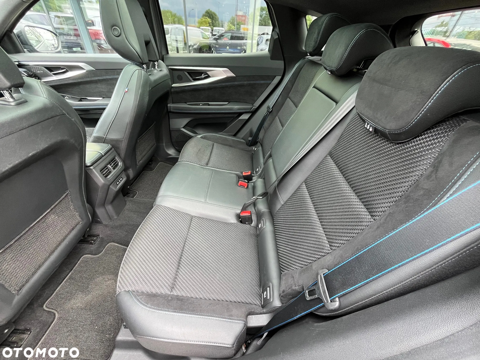 Renault Austral 1.2 E-Tech Full Hybrid 200 Iconic esprit Alpine MMT - 10