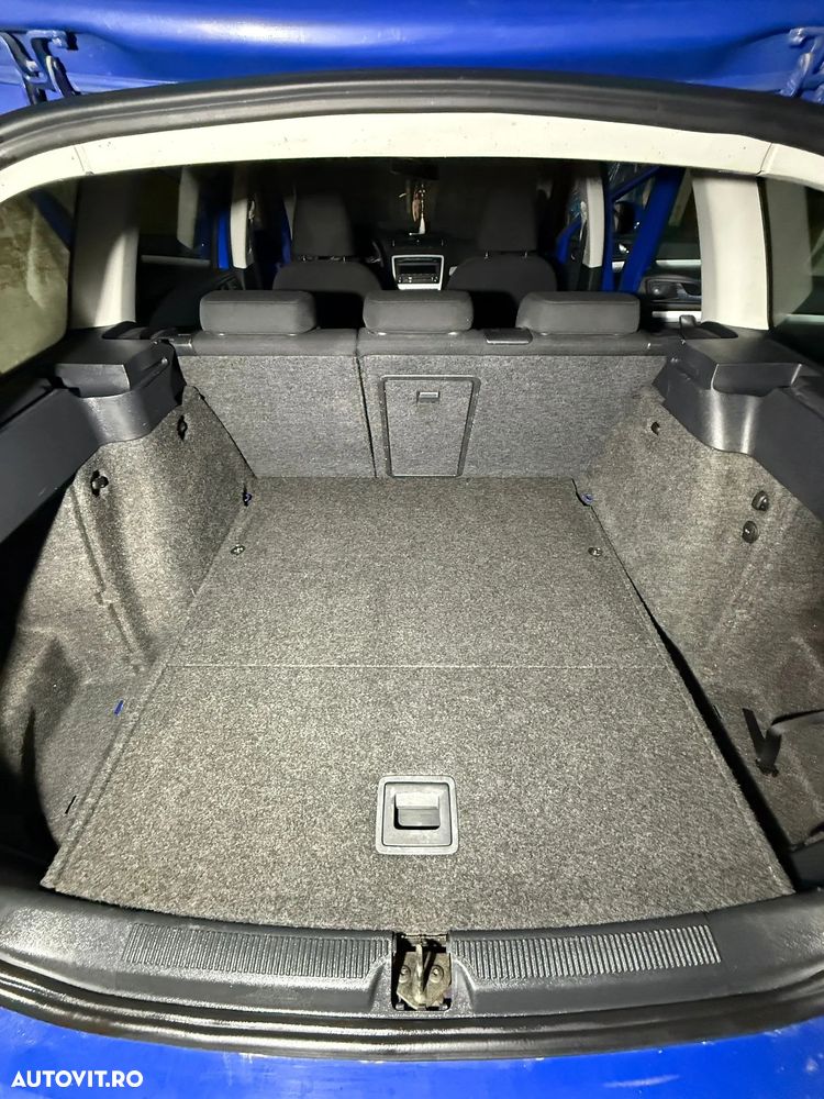 Skoda Octavia 1.6 TDI DPF DSG Active - 8