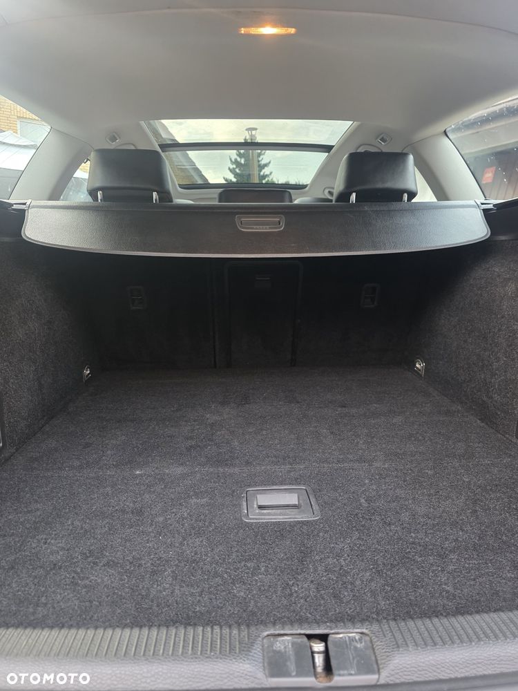 Volkswagen Passat - 8
