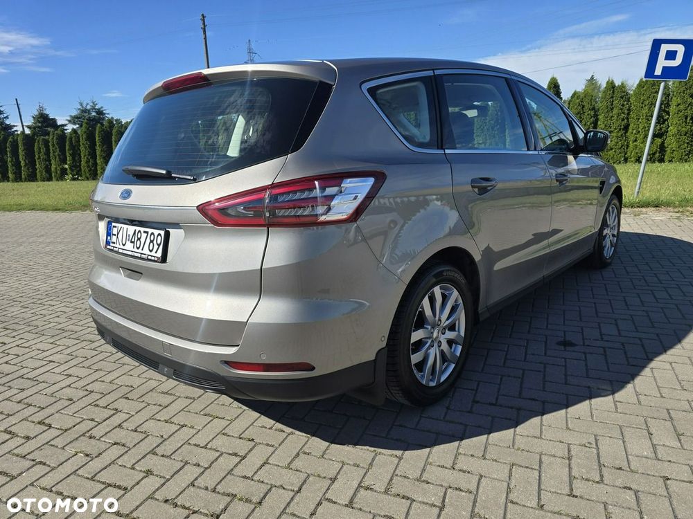 Ford S-Max - 8