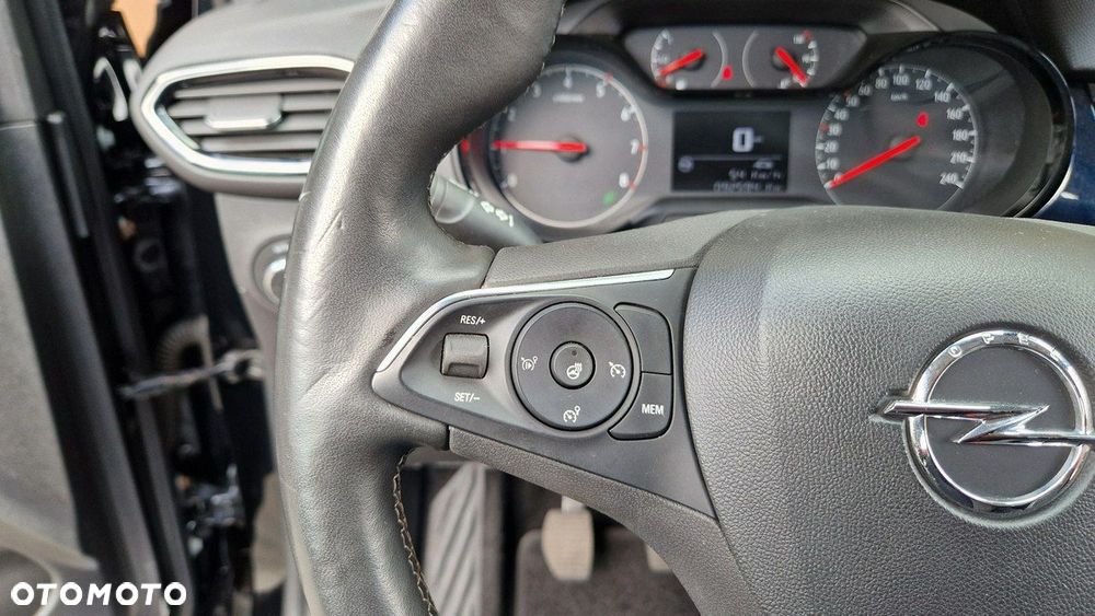 Opel Crossland X - 36