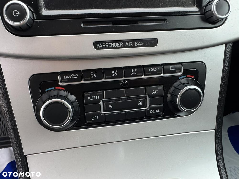 Volkswagen Passat 1.4 TSI Highline - 16