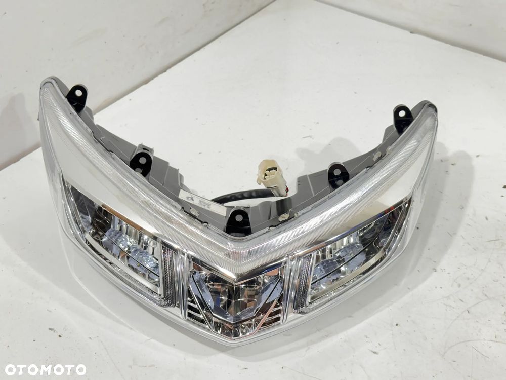 Lampa reflektor przód Aprilia SXR 50