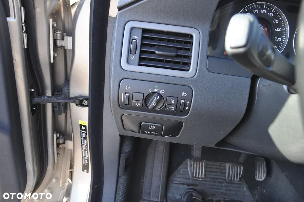 Volvo V70 2.0 Summum - 35