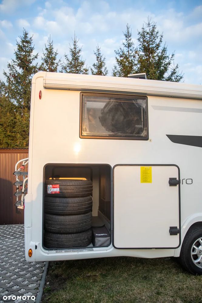 Ford Benimar Tessoro 463 - 9