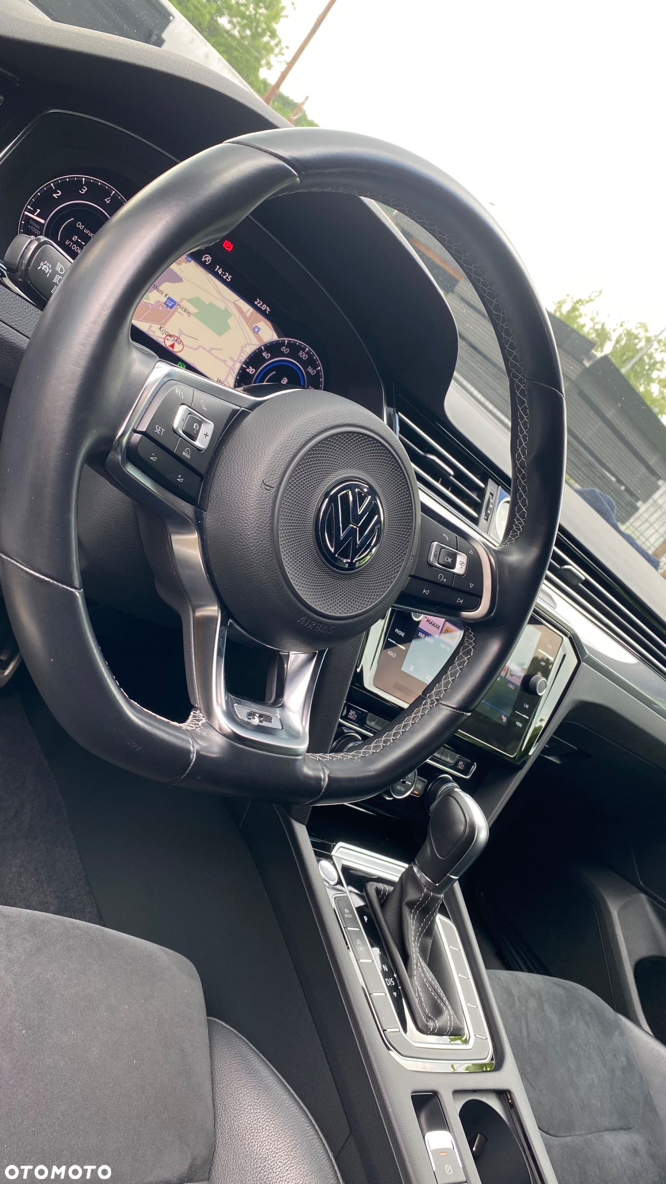 Volkswagen Arteon 2.0 TSI R-Line DSG - 18