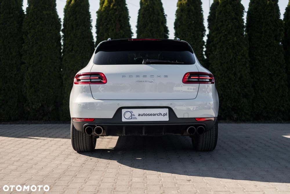Porsche Macan S - 5
