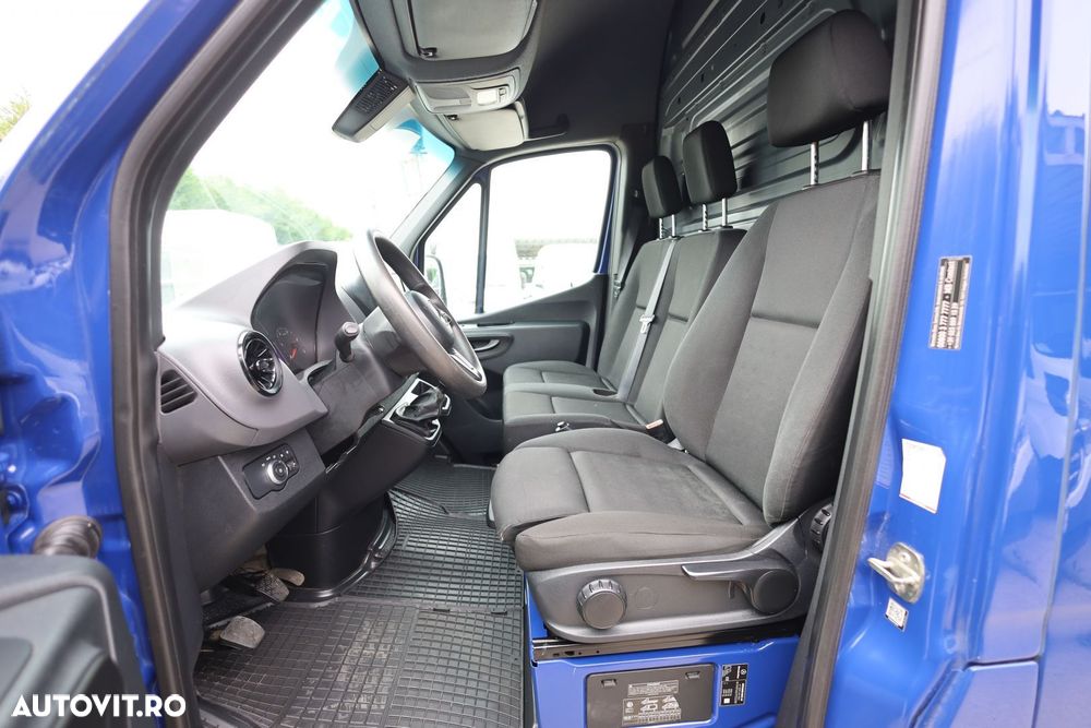 Mercedes-Benz Sprinter L2H2 - 11