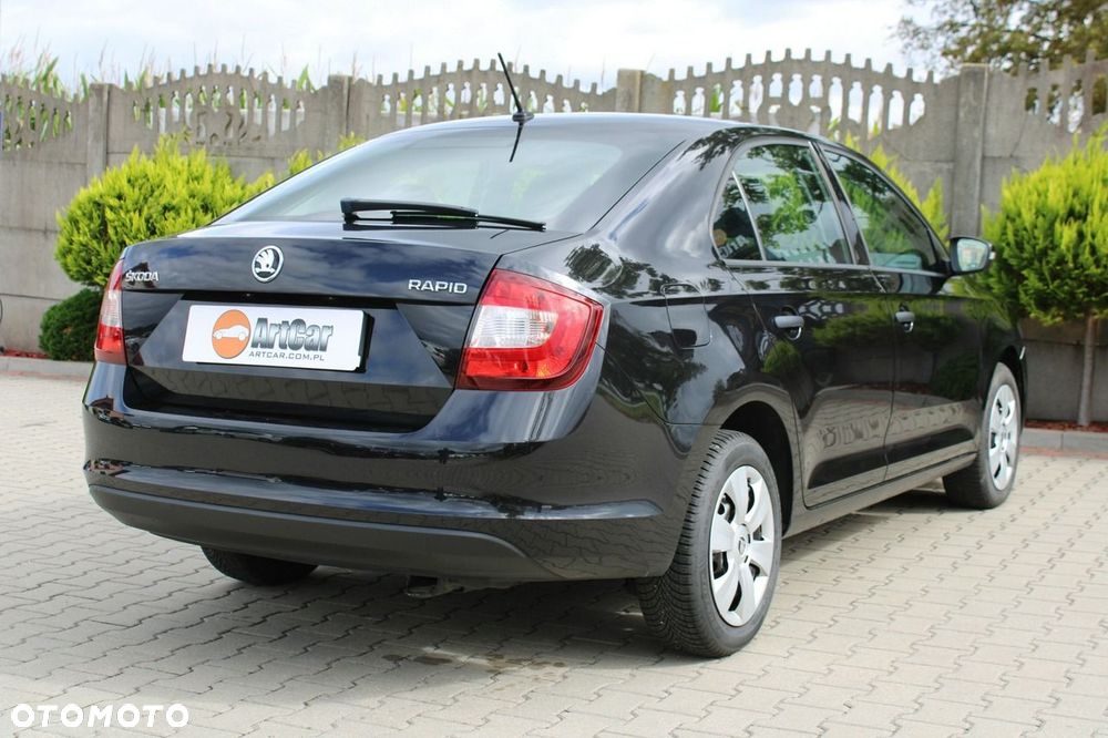 Skoda RAPID - 7