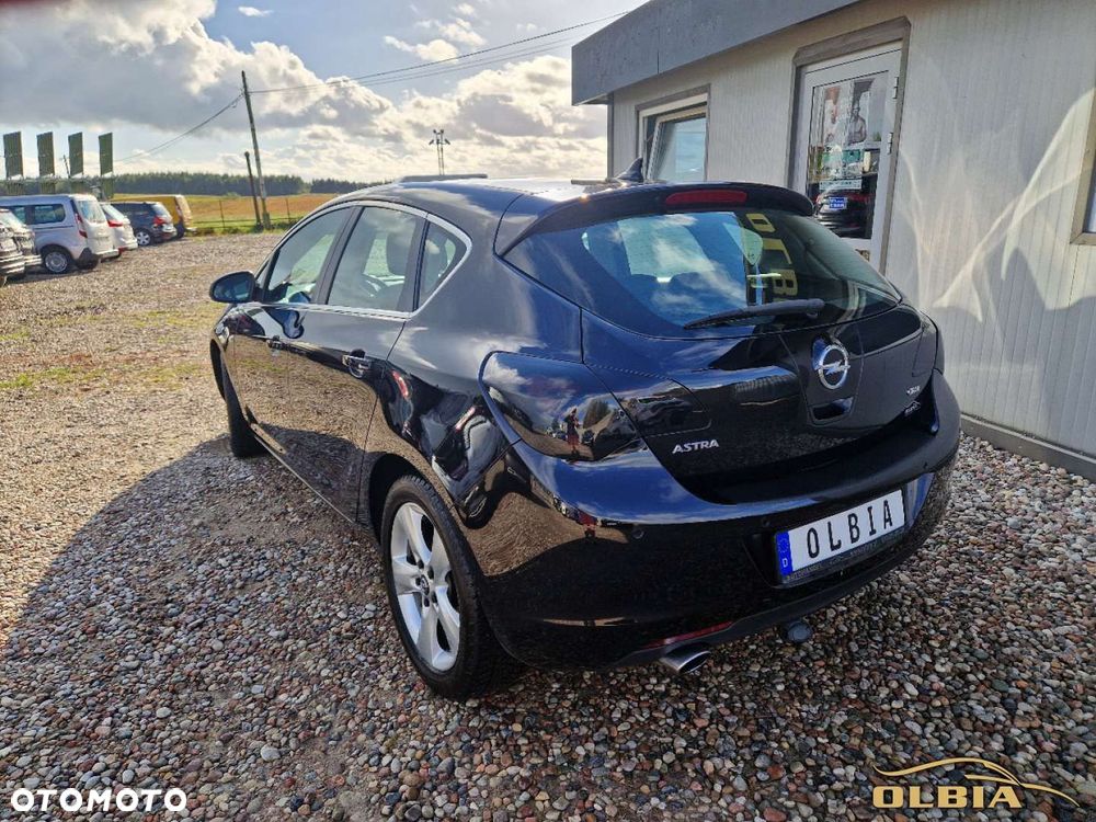 Opel Astra - 4