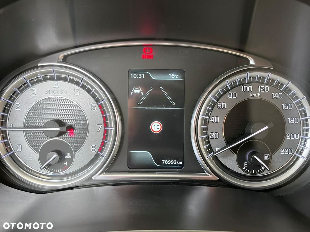 Suzuki Vitara 1.4 Boosterjet SHVS Premium 2WD - 21