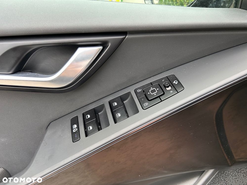 Kia Niro 1.6 GDI Hybrid Business Line - 32