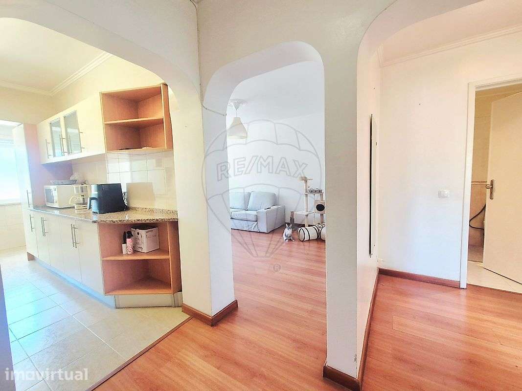 Apartamento T2 para arrendamento - Grande imagem: 2/35