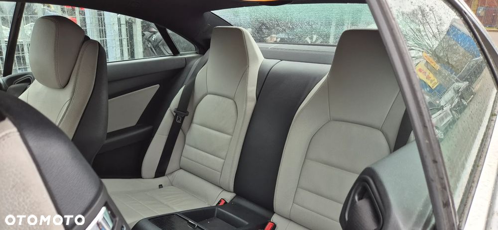 Mercedes-Benz Klasa E 250 CGI BlueEFFICIENCY Automatik Avantgarde - 16