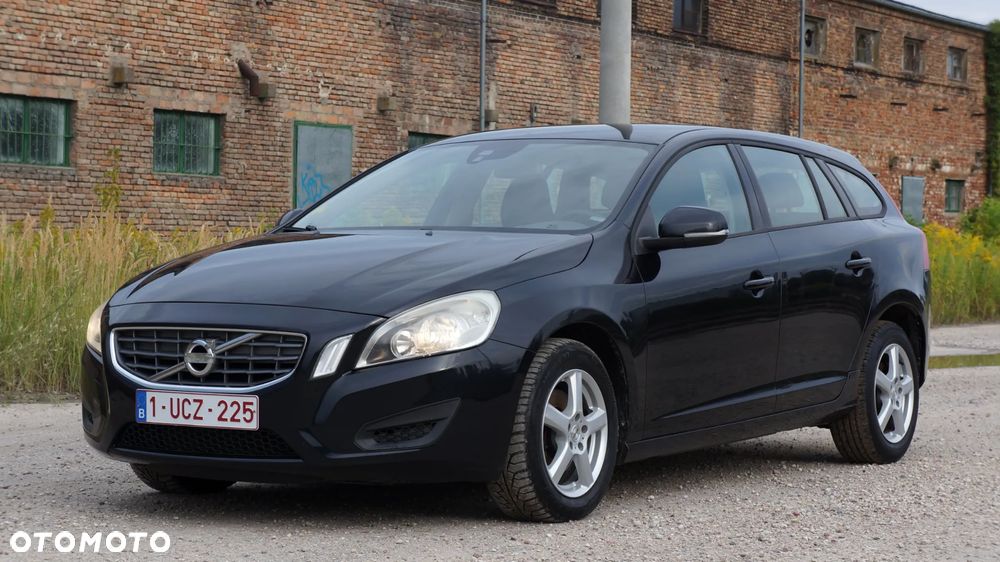 Volvo V60 D2 Edition - 4