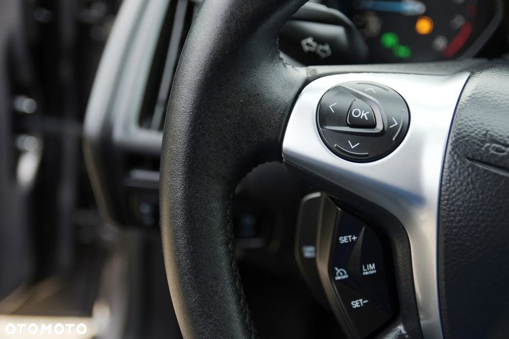 Ford Focus 1.6 Ti-VCT Titanium - 27