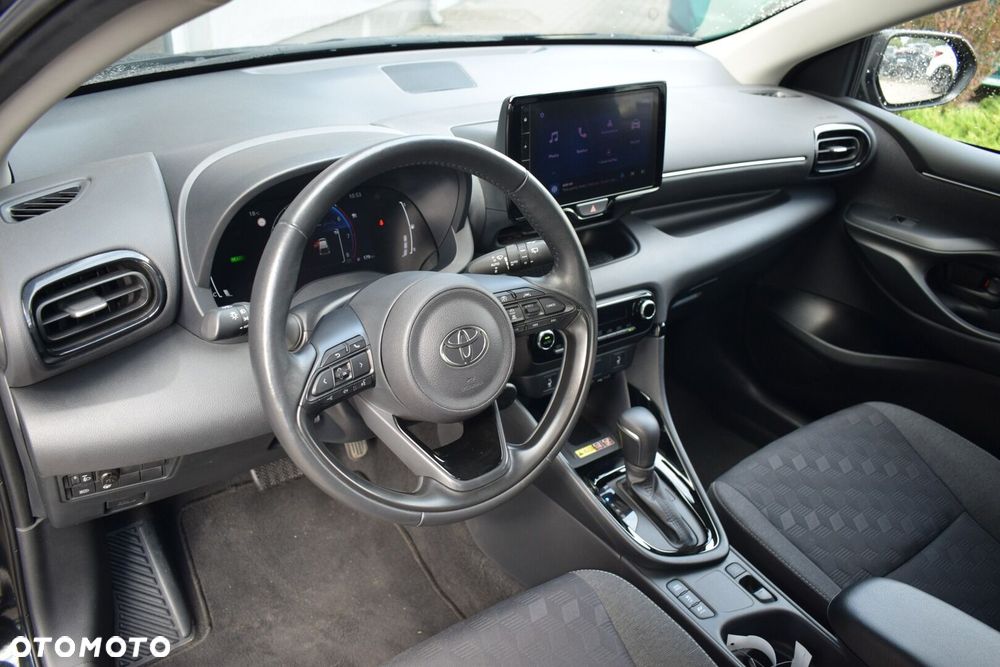 Toyota Yaris Hybrid 1.5 Style - 16