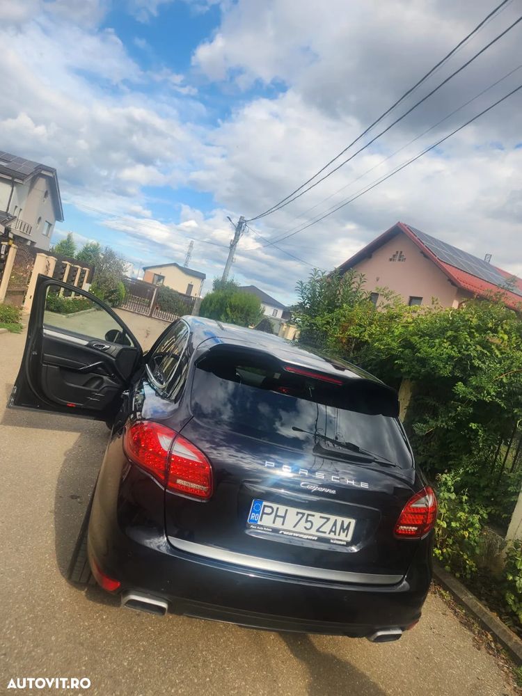 Porsche Cayenne - 17