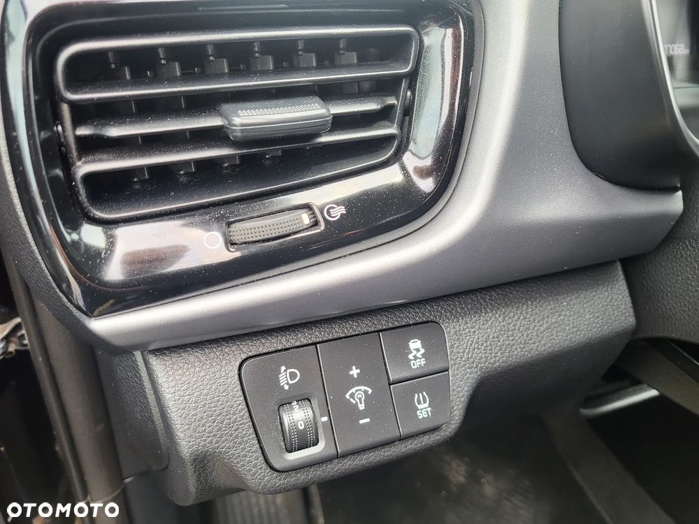 Kia Rio - 13