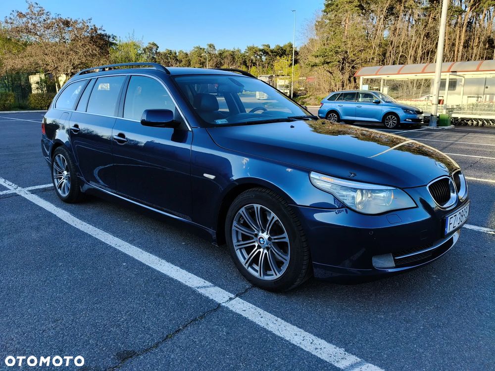 BMW Seria 5 525d - 1
